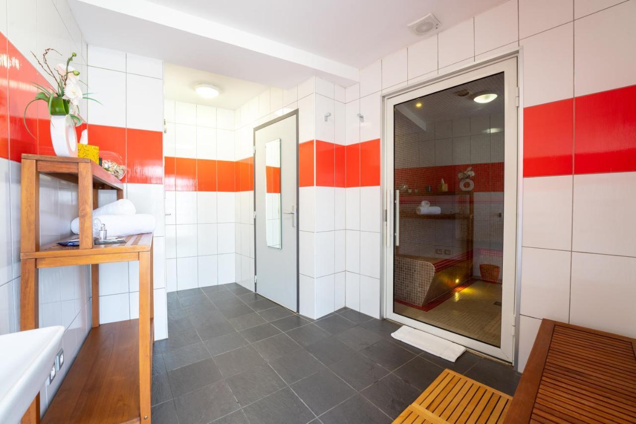 Tarascon-sur-Ariège Le Manoir D'Agnes Logis Hotel Restaurant מראה חיצוני תמונה